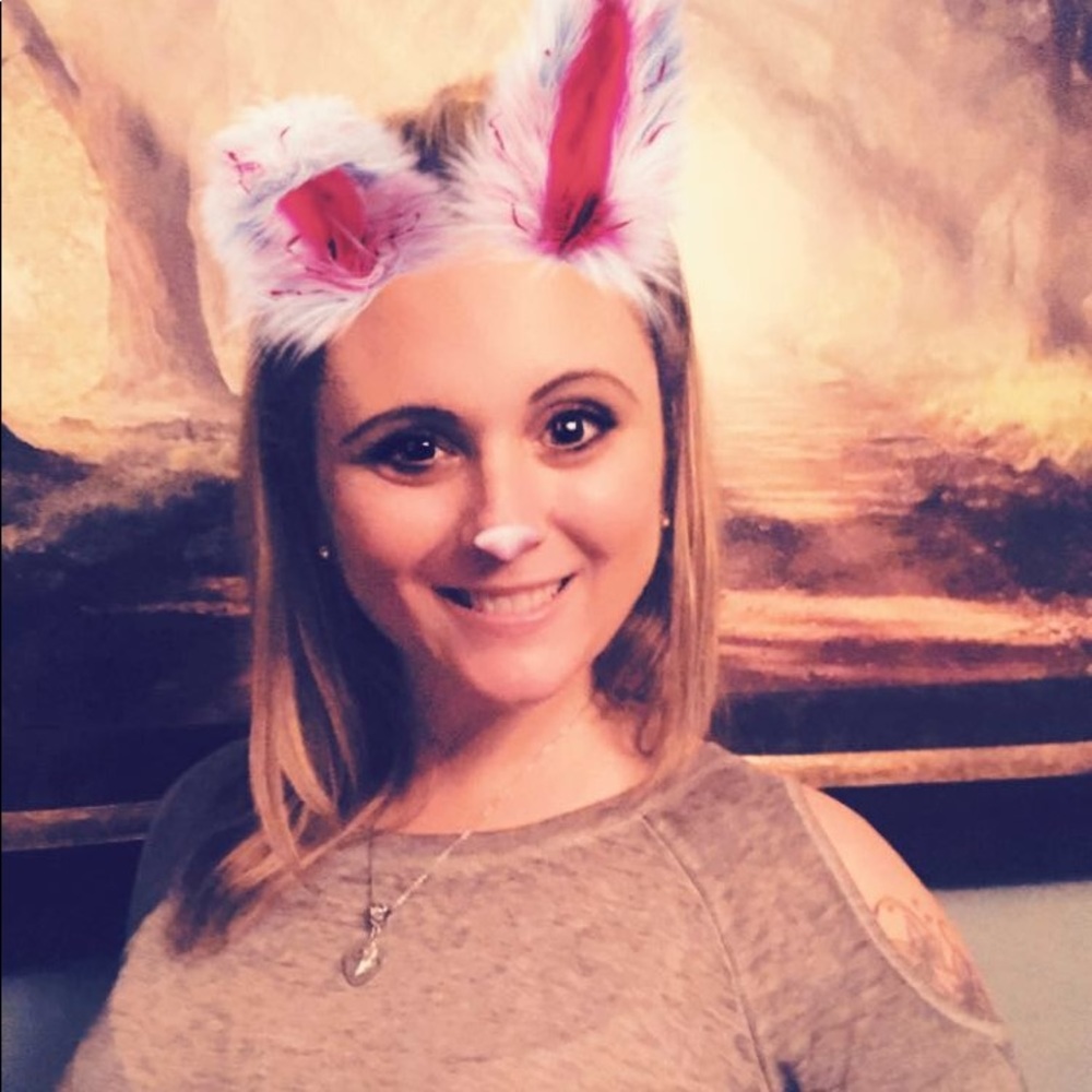 Meet your Posher, Gina
